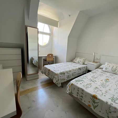 Colegio Mayor Careu - Women Only - University Community Σεβίλλη Εξωτερικό φωτογραφία