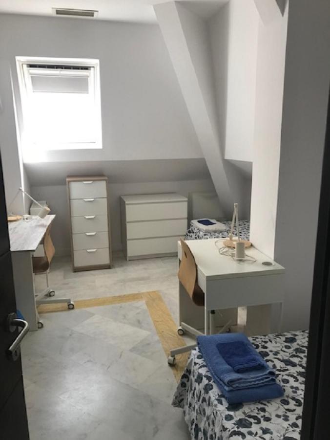 Colegio Mayor Careu - Women Only - University Community Σεβίλλη Εξωτερικό φωτογραφία