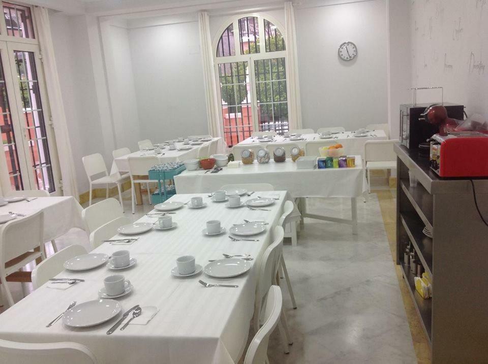 Colegio Mayor Careu - Women Only - University Community Σεβίλλη Εξωτερικό φωτογραφία