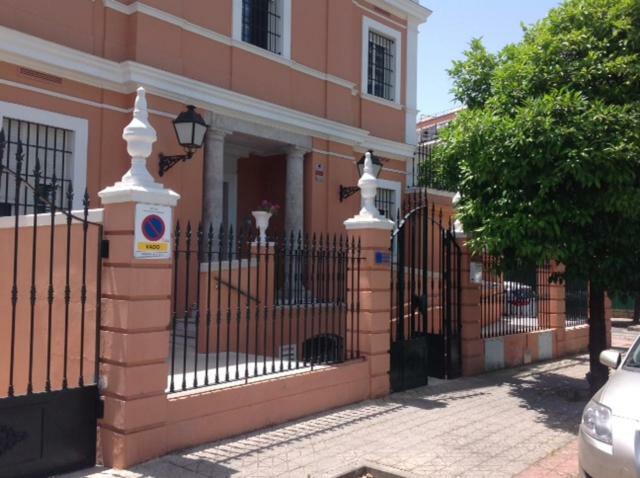 Colegio Mayor Careu - Women Only - University Community Σεβίλλη Εξωτερικό φωτογραφία