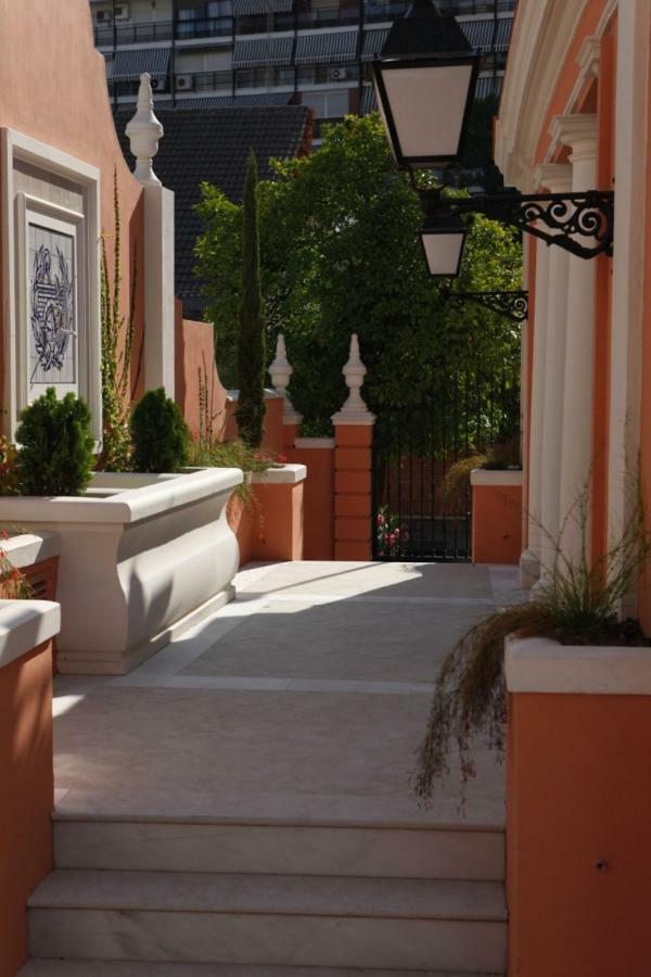 Colegio Mayor Careu - Women Only - University Community Σεβίλλη Εξωτερικό φωτογραφία